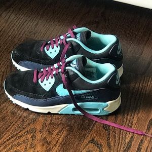 Nike AirMax color combination is eye catching